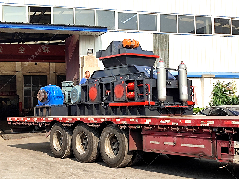 制砂用什么設(shè)備效果好?這款全自動數(shù)控對輥制砂機(jī)很不錯 制砂用什么設(shè)備效果好?這款全自動數(shù)控對輥制砂機(jī)很不錯